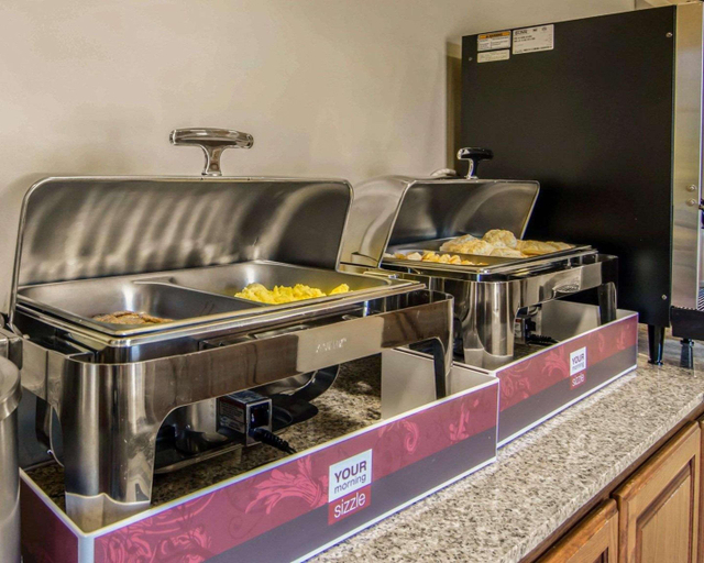 Food & Drinks 5, Sleep Inn & Suites Springdale West, Washington