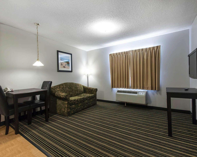 Public Area 2, Suburban Extended Stay Hotel Pensacola, Escambia