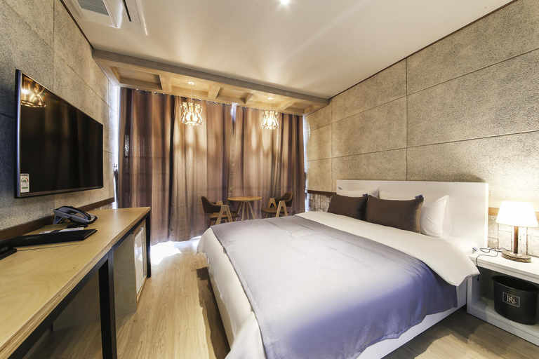 Bedroom 5, Hotel Marine View, Suyeong