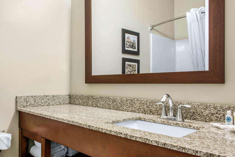 Bathroom, Suites Old Town Scottsdale, Maricopa