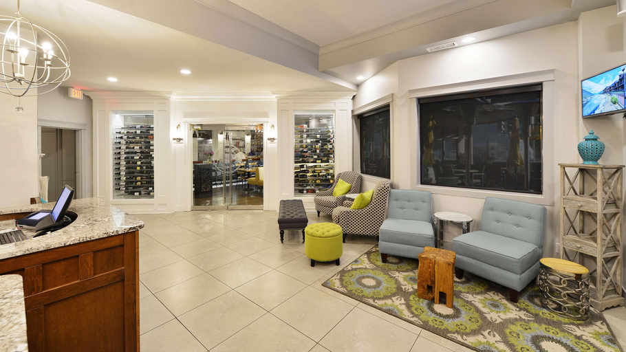 Public Area 4, Prestige Beach House, WorldHotels Crafted, Central Okanagan