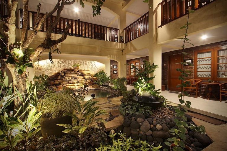 Exterior & Views 4, De Hostel, Yogyakarta