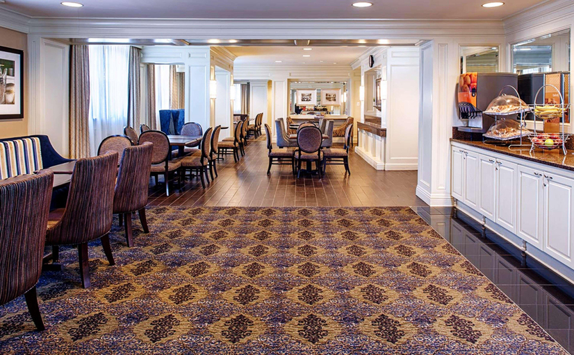 Food & Drinks 5, Hampton Inn & Suites Birmingham Downtown Tutwiler, Jefferson