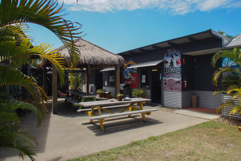 Exterior & Views 2, Backpackers @ 1770, Miriam Vale