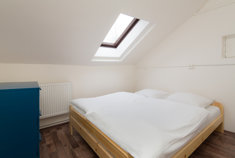 Bedroom 5, Easy Housing Hostel In Prague, Praha 2