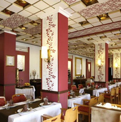 Public Area 3, Hotel Árpád, Tatabánya