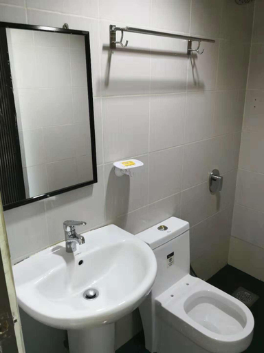 Bathroom 3, Aircondroom@Medan Inn, Bintulu