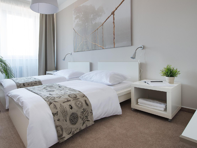 Bedroom 5, Energe, Praha 17