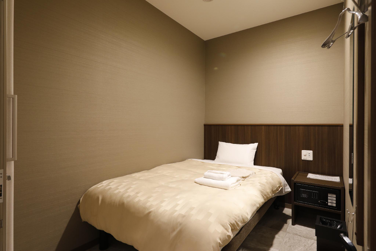 Bedroom 3, Grand Cabin Hotel Naha Oroku, Naha