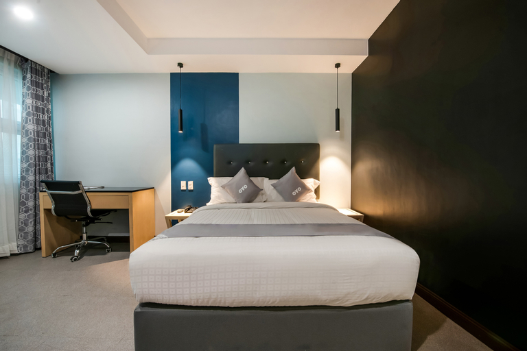 Bedroom 18