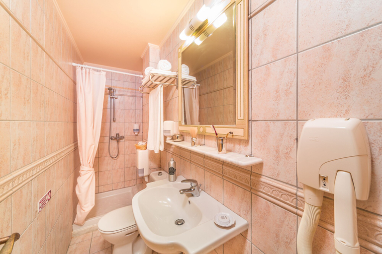 Bathroom 4, Arcadion Hotel, Ionian Islands