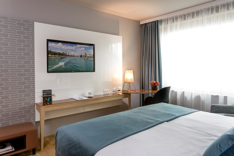 Bedroom 8