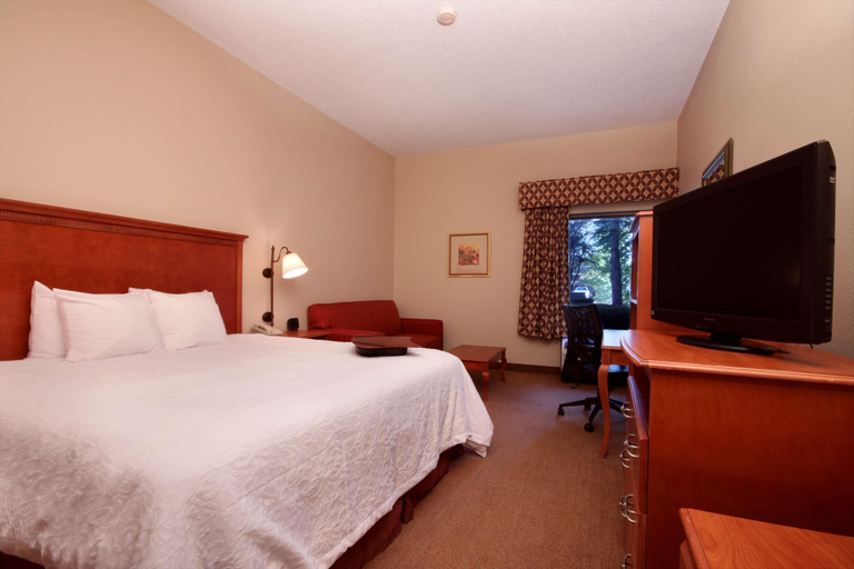 Bedroom 3, Hampton Inn Memphis-Walnut Grove/Baptist Hospital, Shelby