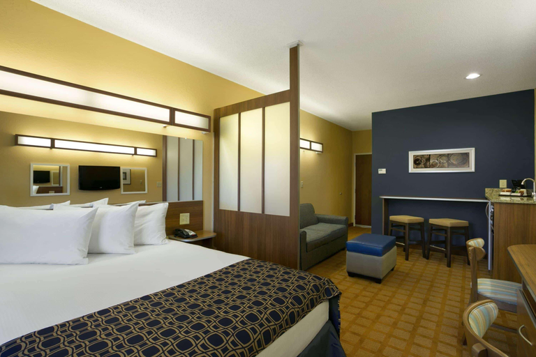 Bedroom 3, Quality Inn & Suites, Washington