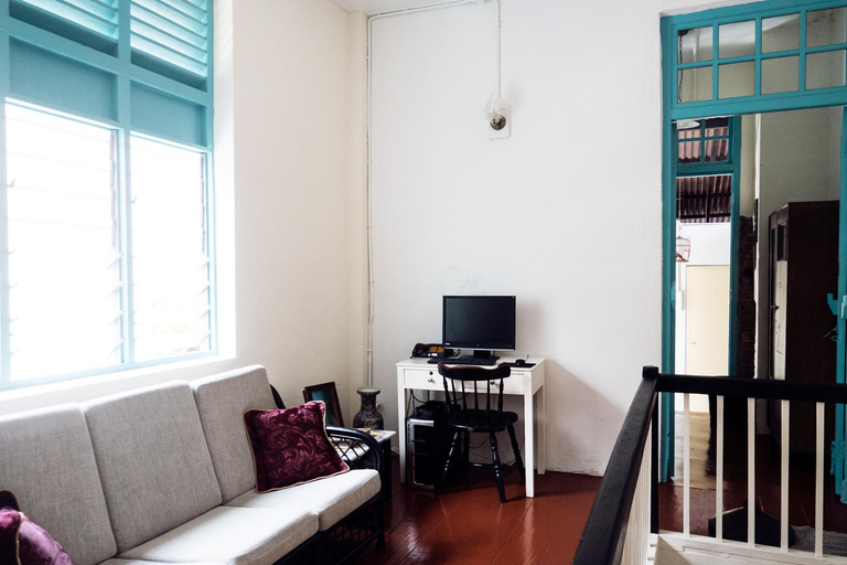 Public Area 5, Sojourn Beds & Cafe - Hostel, Larut and Matang