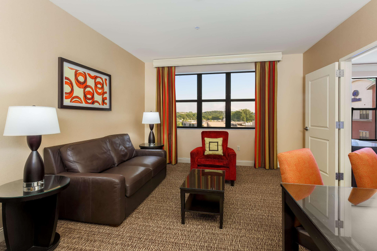 Bedroom 3, Hilton Promenade, Taney