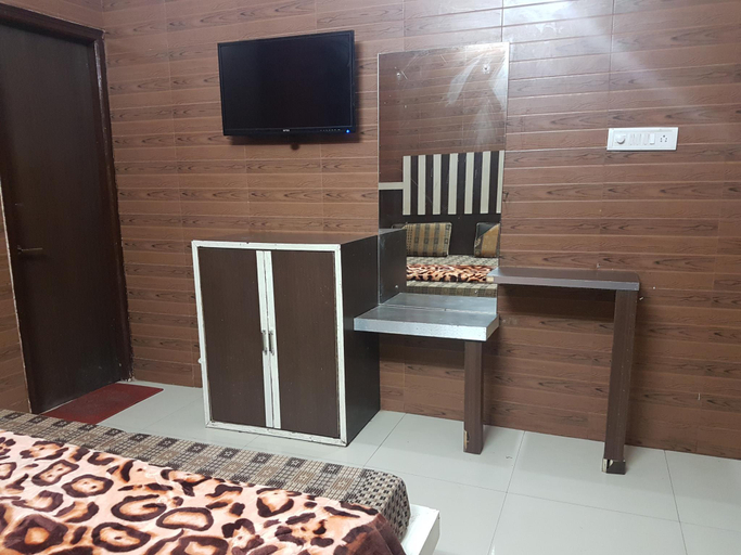 Exterior & Views, Hotel Narayan, Reasi