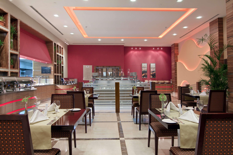 Food & Drinks 5, Hilton Garden Inn Riyadh Olaya, Riyadh