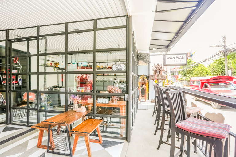 Food & Drinks 5, Oyo 304 Seven Suns Residence, Muang Chiang Mai