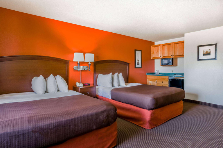 Bedroom 3, Americinn By Wyndham Chamberlain, Brule