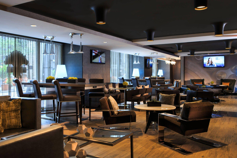 Public Area 3, Renaissance Cincinnati Downtown Hotel, Hamilton