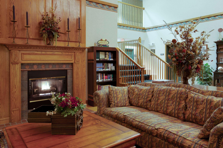 Public Area 2, Parkview Inn & Suites Lancaster, Lancaster