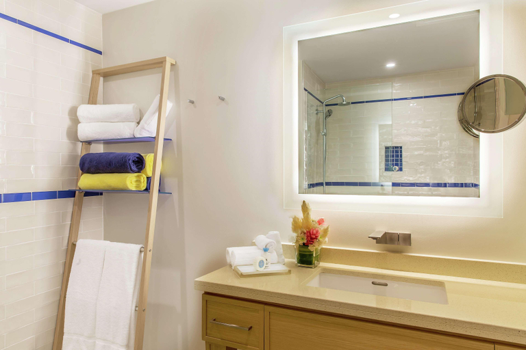 Bathroom 4, Harbor Club St. Lucia, Curio Collection by Hilton