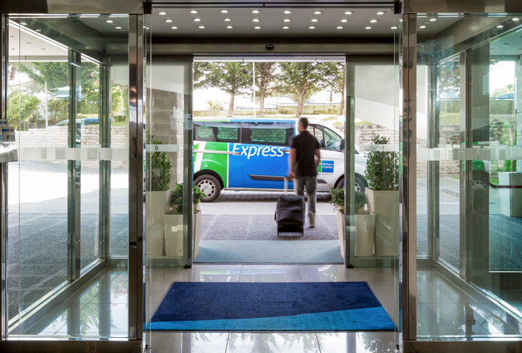Public Area 3, Holiday Inn Express LISBON AIRPORT, Loures