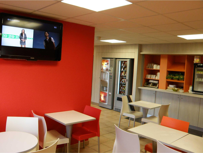 Public Area, Premiere Classe Perpignan Nord, Pyrénées-Orientales