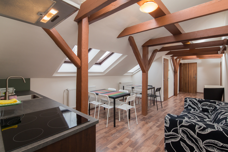 Bedroom 3, Easy Housing Hostel In Prague, Praha 2