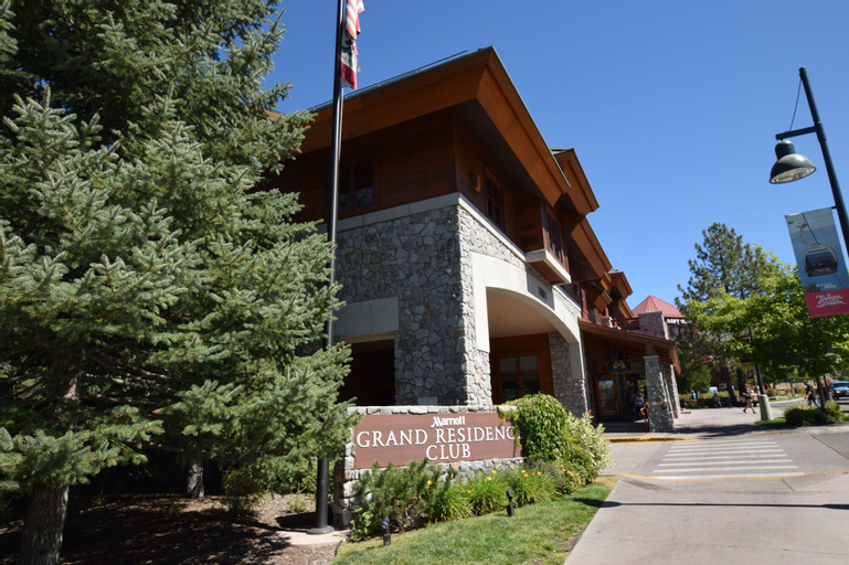 Heavenly Village Condos, El Dorado