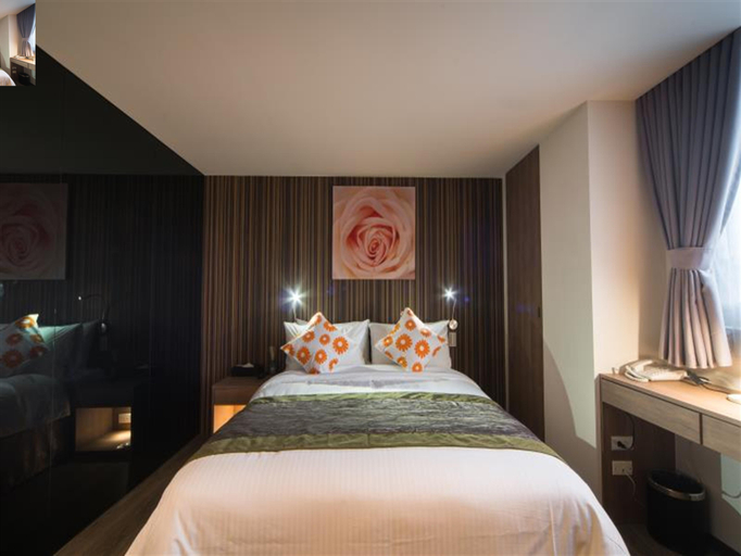 Bedroom 4, Huada Hotel, Taipei City