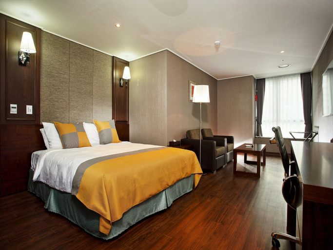 Bedroom 2, S2 Hotel Suwon, Suwon