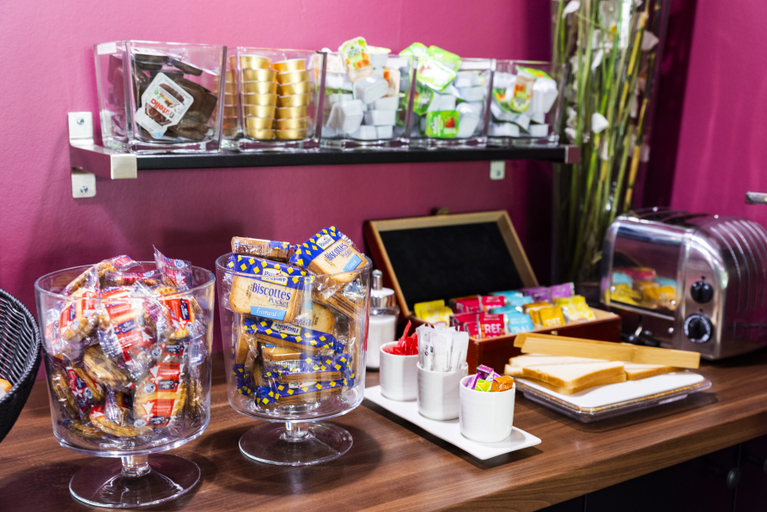 Food & Drinks 5, Teneo Apparthotel Bordeaux , Gironde