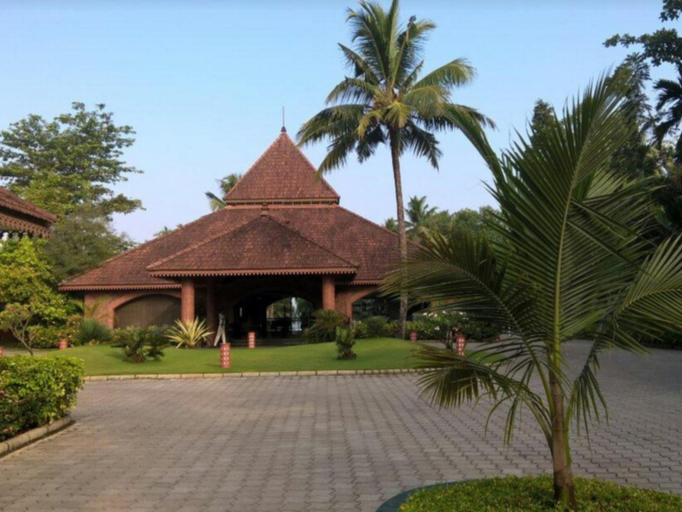 Exterior & Views 2, Eastend Lakesong Resort, Kottayam