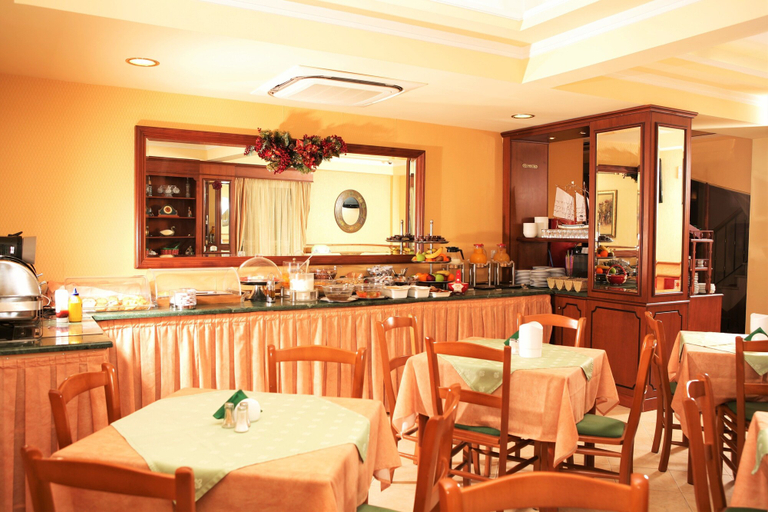 Food & Drinks 5, Arcadion Hotel, Ionian Islands