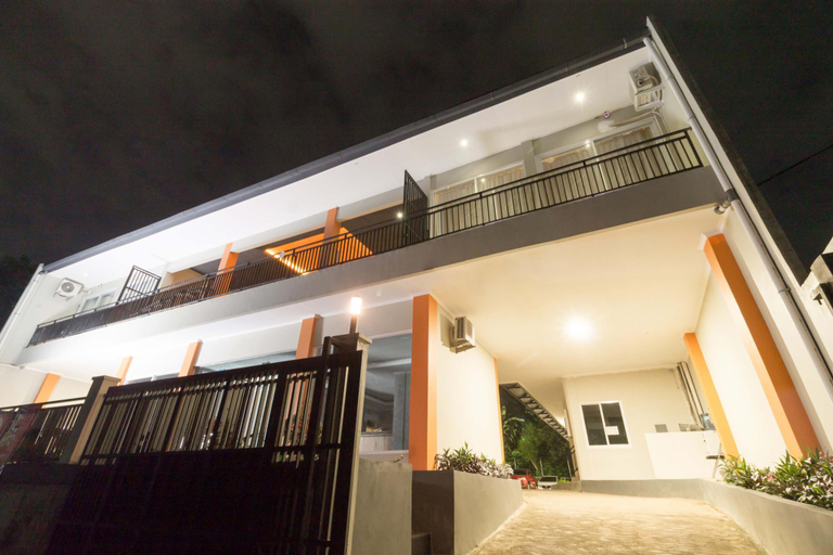 Exterior & Views 4, L'Cost Homestay, Bogor