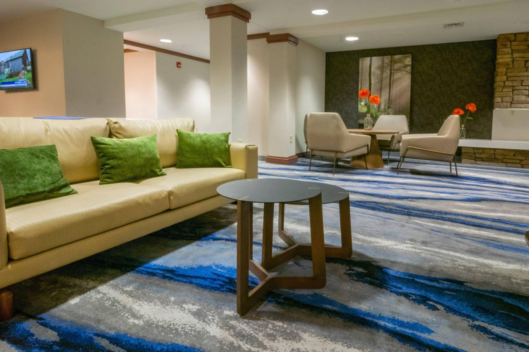 Public Area 2, Fairfield Inn & Suites by Marriott Hazleton, Luzerne