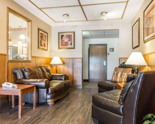 Public Area 2, Comfort Inn Valentine, Cherry