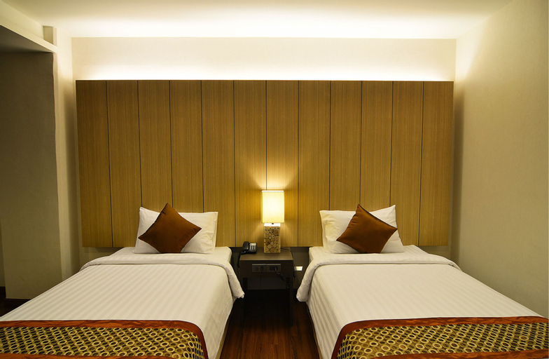 The 93 Hotel, Ratchathewi