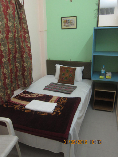 Bedroom 3, Kedar Guest House, Varanasi