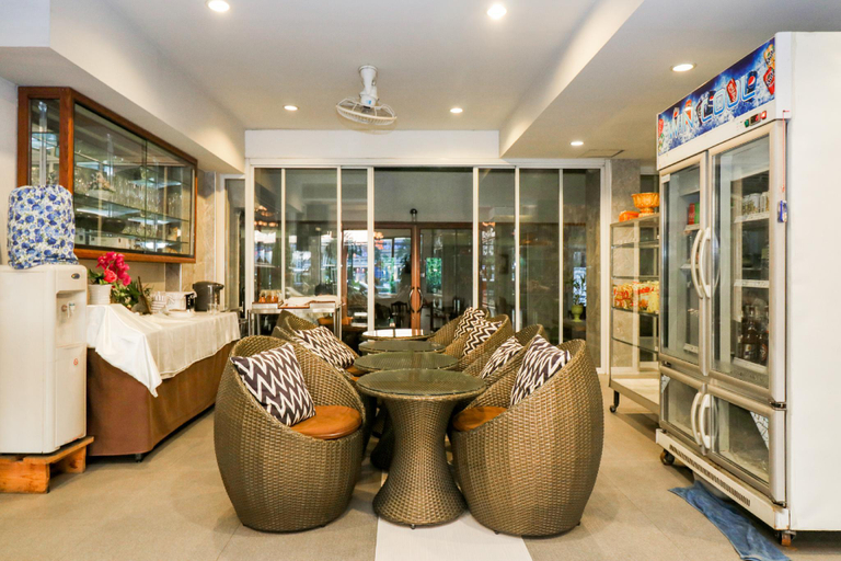 Public Area 3, Collection O JA Siam City, Pattaya