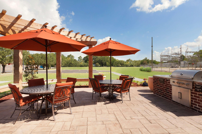 Food & Drinks 5, Hampton Inn Sulphur/Lake Charles Area, Calcasieu