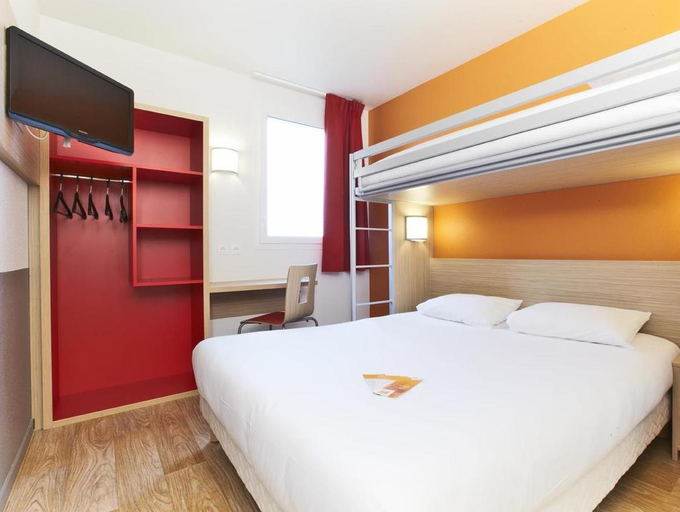 Bedroom 3, Premiere Classe Caen Nord Memorial - Sant Contest, Calvados