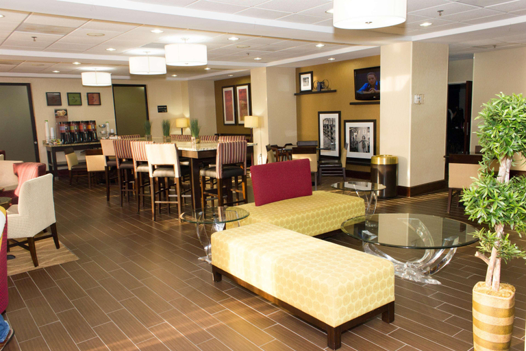 Public Area 2, Hampton Inn Atlanta Fairburn, Fulton