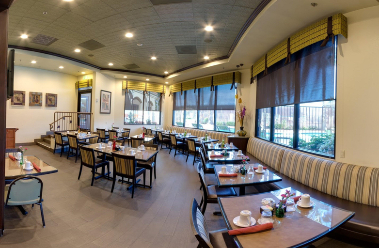 Food & Drinks 5, Courtyard by Marriott San Diego Miramar, San Diego