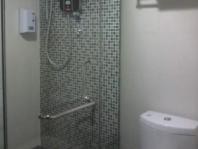 Bathroom 4, Kosma Boutique Hotel, Kuantan