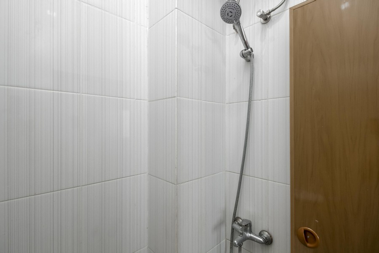 Bathroom 4