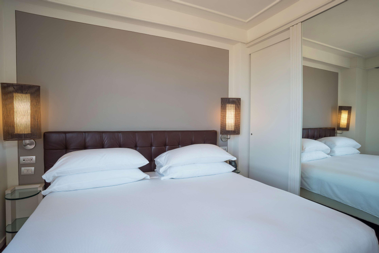 Bedroom 4, DoubleTree by Hilton Florence Metropole, Florence