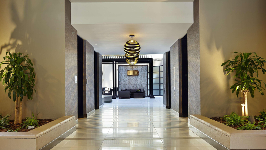 Public Area 2, Embassy Suites by Hilton Crystal City National Air, Arlington